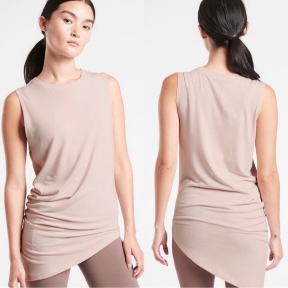 Athleta Women's Size Medium Cloudlight Restore Tank Velvety Pink Yoga Athletic - Picture 1 of 7